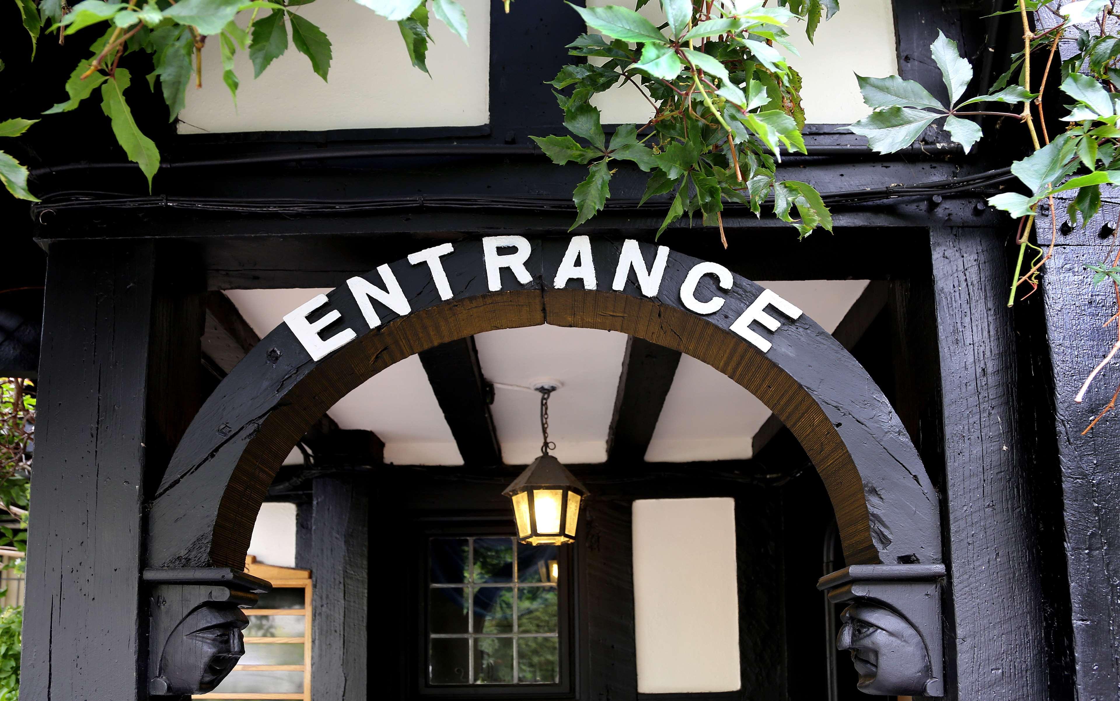 Best Western Red Lion Hotel Salisbury Extérieur photo