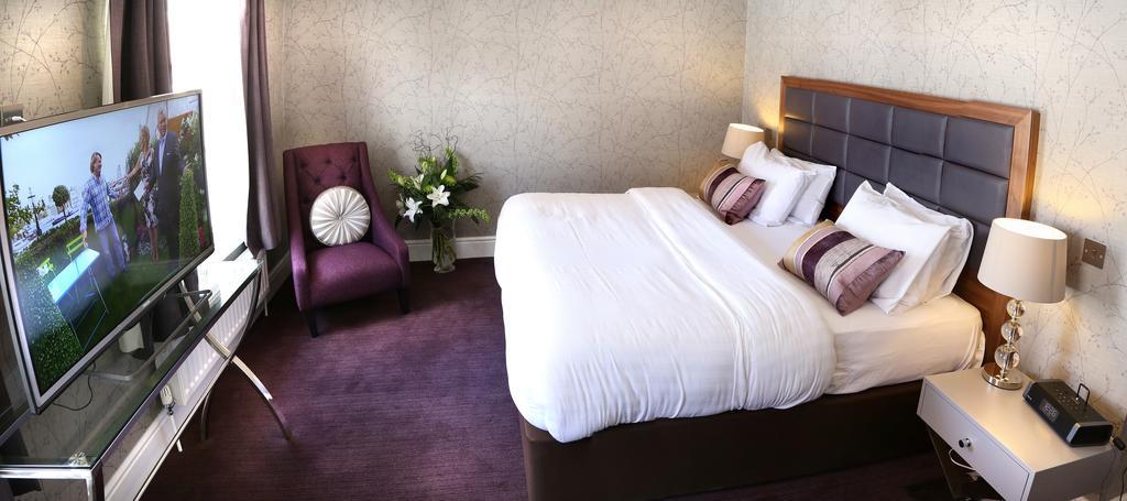 Best Western Red Lion Hotel Salisbury Extérieur photo