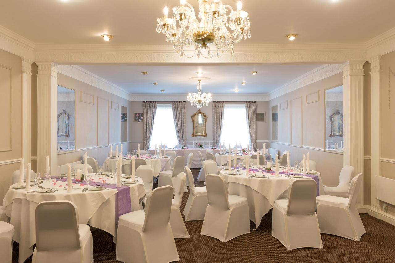 Best Western Red Lion Hotel Salisbury Extérieur photo